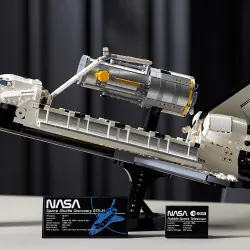 LEGO CREATOR EXPERT WAHADŁOWIEC DISCOVERY 10283