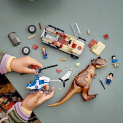 Lego Jurassic World Pościg za karnotaurem 76941