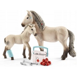 Schleich zestaw Hannah do pierwszej pomocy 42430