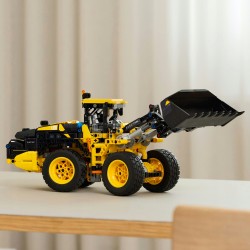 LEGO Technic Ładowarka Volvo L120 Electric 42209