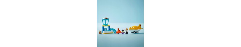 LEGO DUPLO Town Pierwszy raz na lotnisku 10443