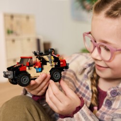 LEGO Jurassic World Ucieczka terenówką przed raptorem 76972