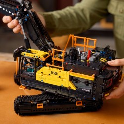 LEGO Technic Koparka Volvo EC500 Hybrid 42215