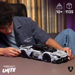 LEGO Technic Supersamochód Lamborghini Revuelto 42214