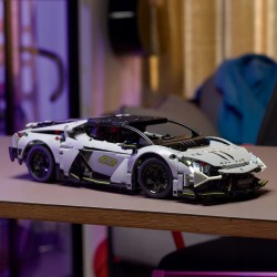 LEGO Technic Supersamochód Lamborghini Revuelto 42214