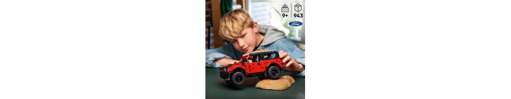LEGO Technic SUV Ford Bronco 42213