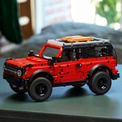 LEGO Technic SUV Ford Bronco 42213
