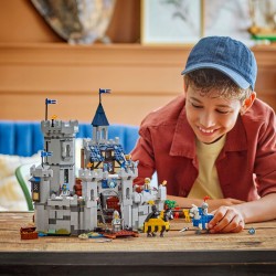 LEGO Creator 3 w 1 Średniowieczny zamek rycerzy konnych 31168