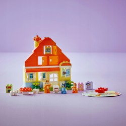 LEGO DUPLO Bluey: Dom rodzinny Blue z grą 10459