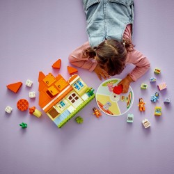 LEGO DUPLO Bluey: Dom rodzinny Blue z grą 10459