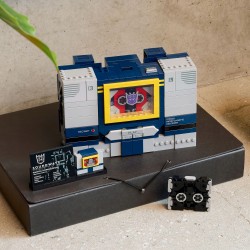 LEGO Icons Transformers: Soundwave 10358