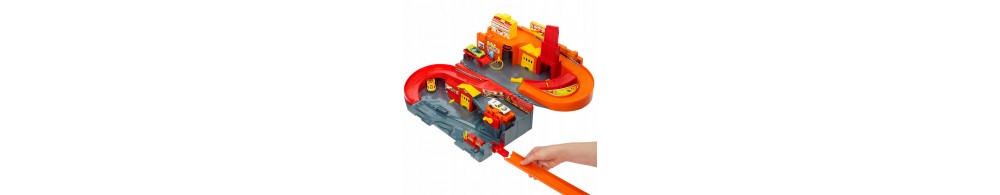 Hot Wheels Rajdowe miasto Przenośny zestaw JFH37