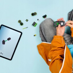 LEGO City Pojazdy - Gamingowa wyścigówka 60484