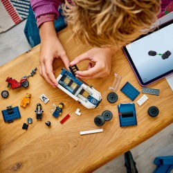 LEGO City Furgonetka policyjnego konwoju więziennego 60479