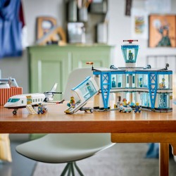 LEGO City Lotnisko z samolotem 60502