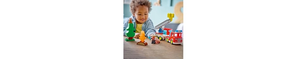 LEGO DUPLO Wóz strażacki z wężem i strażakiem 10473