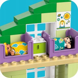 LEGO DUPLO Nowoczesny dom rodzinny 3 w 1 z figurkami 10470