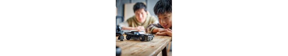 LEGO DC Batman: Batmobil z filmu Batman 76332