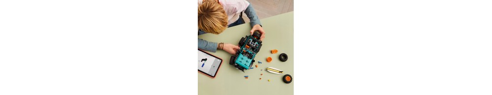 LEGO Technic SUV Jeep Wrangler Rubicon 42227