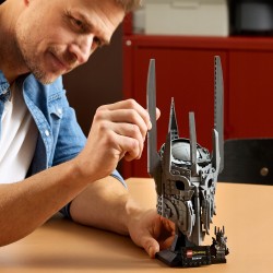 LEGO Icons Władca pierścieni: Hełm Saurona 11373