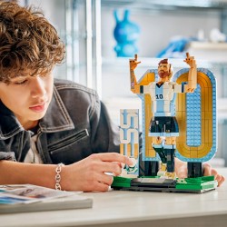 LEGO Editions Lionel Messi - piłkarska legenda 43015