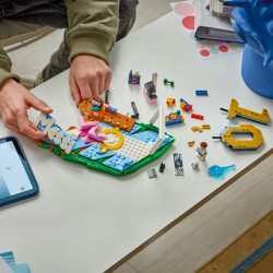 LEGO Editions Lionel Messi - piłkarskie momenty 43011