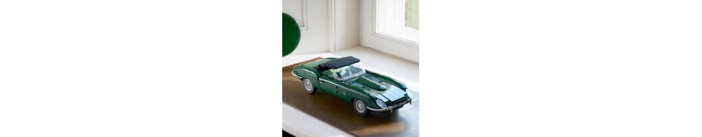 LEGO Icons Jaguar E-Type 11381
