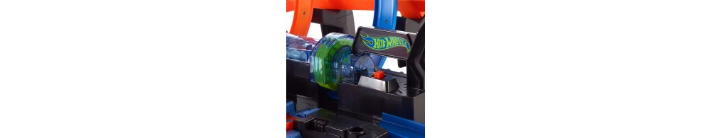 Hot Wheels Pętle grozy z samochodzikiem FTB65