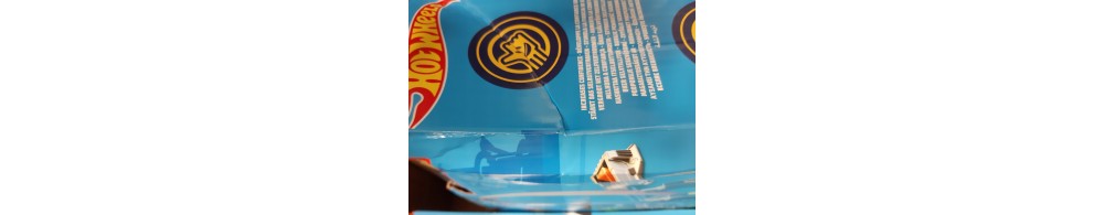 Hot Wheels Pętle grozy z samochodzikiem FTB65