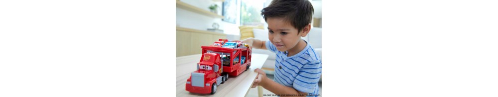 Disney Pixar Cars Auta Maniek Transporter HDN03