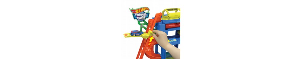 Hot Wheels City Myjnia Odjazdowe zakręty Zestaw z 1 samochodzikiem HTN80