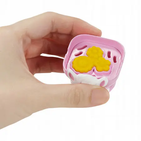 Prowadź kwiaciarnię razem z lalką Barbie Kwiaciarką i zestawem do zabawy! ​