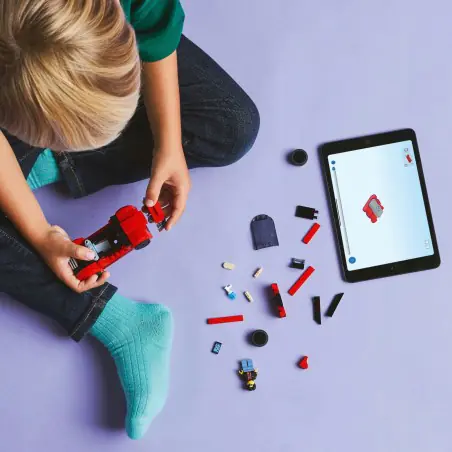  Zestaw LEGO® City Czerwony samochód sportowy dla dzieci w wieku od pięciu lat