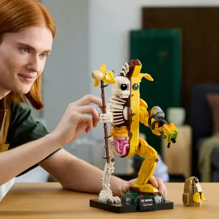 Przenieś przygody poza ekran dzięki zestawowi LEGO® Fortnite Skórkościec