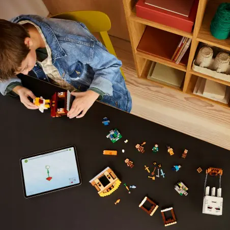 Zestaw LEGO® Minecraft® przedstawiający scenę z filmu „Minecraft”